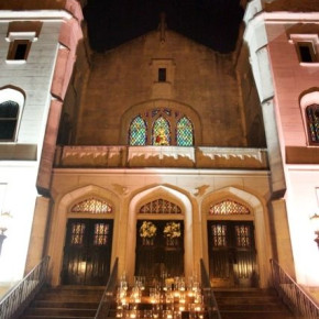 Candlelit Ceremony at Trinity United Methodist Church, Memphis weddings by Southern Event Planners